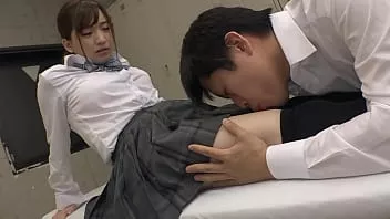 หนังxญี่ปุ่น แอบนัดกับรุ่นพี่มาเย็ดกันในห้องเก็บของ วอมท่ารอโดนเย็ดหน่อยแล้วกันกว่ารุ่นพี่จะมา