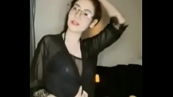 หนังโป๊ไทย ไลฟ์กลุ่มลับน้องภัทรโชว์ยั่วเสียวๆหน้ากล้อง