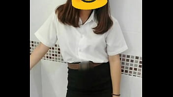 คลิปxxxไทย นักศึกษาดาวคณะน่ารัก ชักว่าวให้ผัวจัดหนักเดียวรีลาร่อน