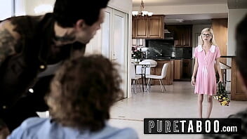 หนังxฝรั่งเมื่อแฟนหนุ่มเปิดหนี๋พวกชาวร๊อก แฟนสาวตัวเล็กอย่างเราก็ต้องใช้ร่างกายไปปลดหนี้