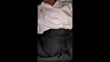 หนังโป๊ไทย วัยรุ่นมอปลายจัดหนักวันฝนตกก่อนไปส่งเธอกลับบ้าน ฝนไม่หยุดเลยจัดต่อยกที่สอง